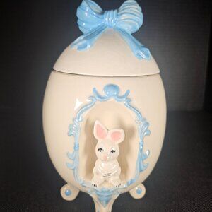 Vintage Arnels White Ceramic Footed Easter Egg Bow Lid & Niche Chick & Bunny
